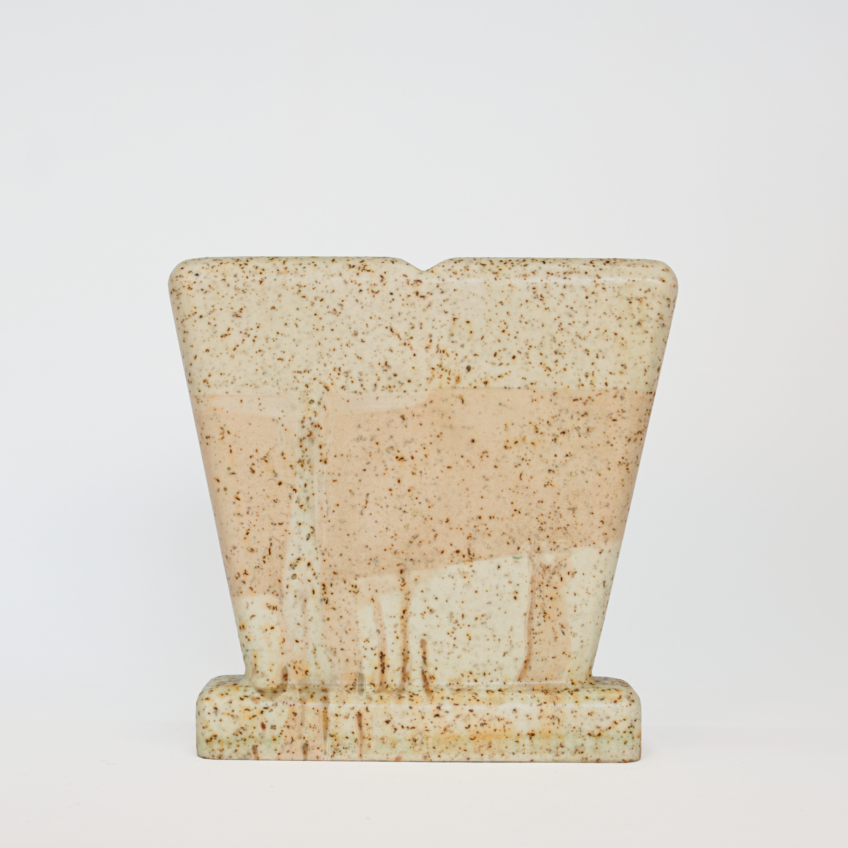 Axis | Vase | Fundamenta