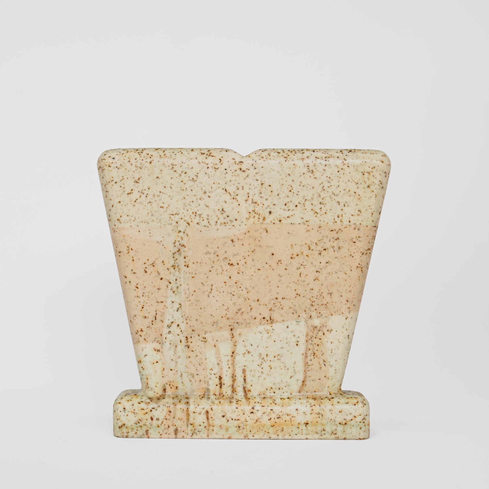 Axis | Vase | Fundamenta